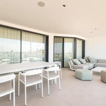 Infinity 0-8 Luxe Sea View 2b * Эль-Пальмар