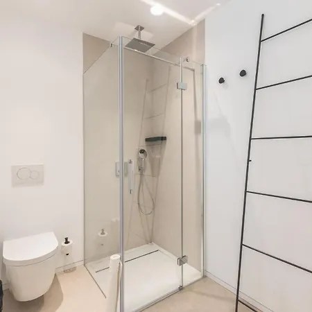 Infinity 0-8 Luxe Sea View 2b * פאלם-מאר