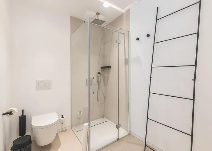 Infinity 0-8 Luxe Sea View 2b * Palm-mar